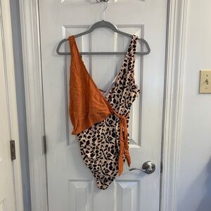 Leopard Print One-Shoulder Swim One Piece - Maternity